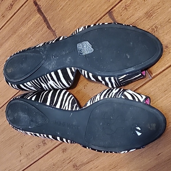 Nine West zebra sandals size 9 - Picture 2 of 6